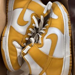 W NIKE DUNK HIGH