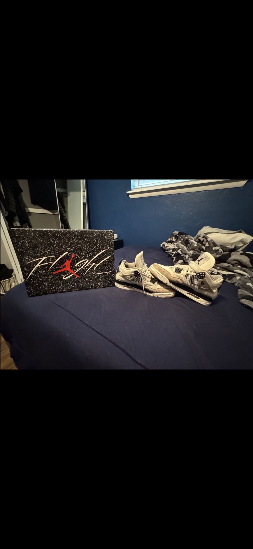 Jordan 4 retro military black size 8 used once including box