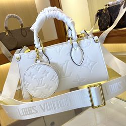 Louis Vuitton OnTheGo Leisure Bag