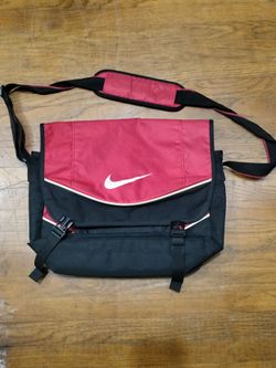 Vintage Y2K Nike Messenger Bag Black and Red