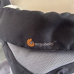 Ergobaby!!