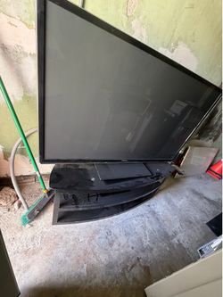 Televisión y mueble