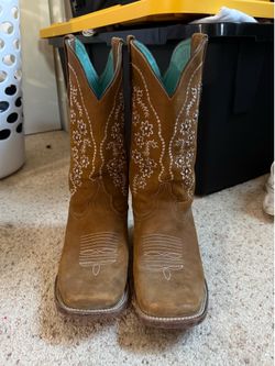 Women’s boots