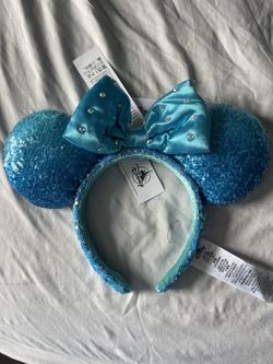 Blue and crystal Minnie Mouse ears