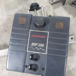 Hunter Dsp 250. 4 Heads And Computer.  Tire Alignment Machine  Read All 