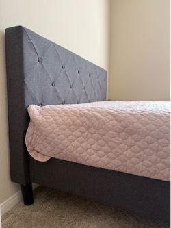 Upholstered Platform Queen Bed Frame