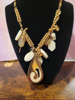 Pier Imports Yin-Yang Tao Design 22" NecklaceShiny  Goldtone Brown Beige 19"+3" Extender F10