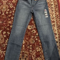 Women’s Levi’s Style 312 Shaping Slim Size 32 Waist 30 Length