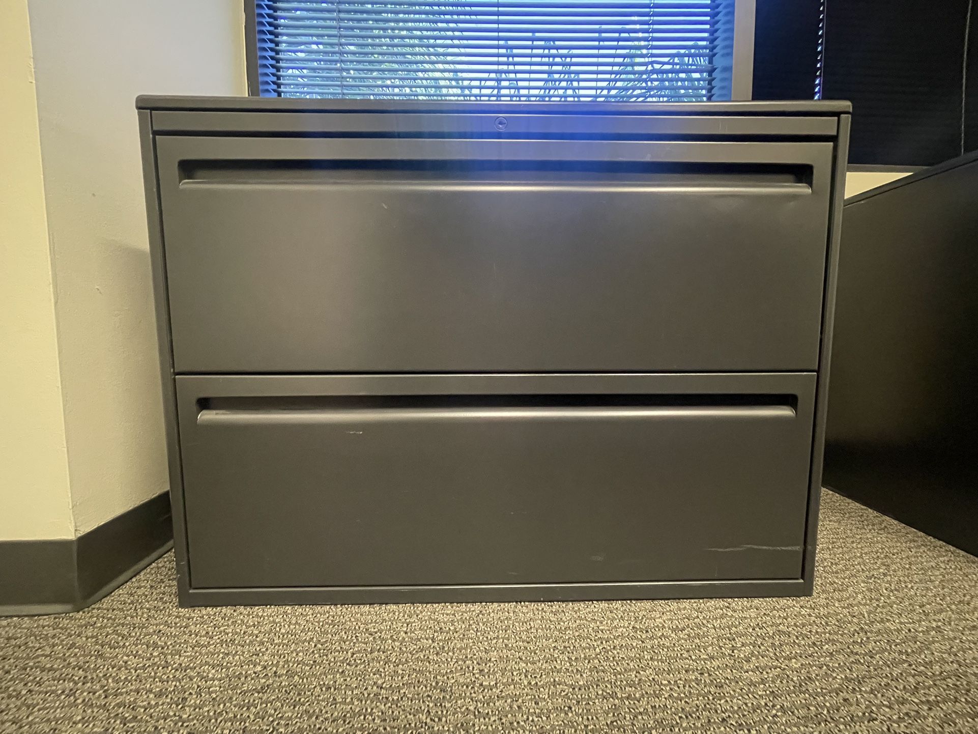 Lateral Filing Cabinet - 2 Drawer - Metal