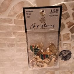 Christmas By Bead Treasures Twenty Pc Charm Set