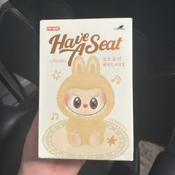 Labubu blind box