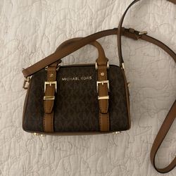 Michael Kors Crossbody Bag