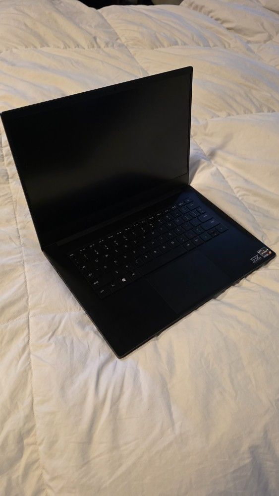 Razer Blade 14 RTX 3060 16GB RAM