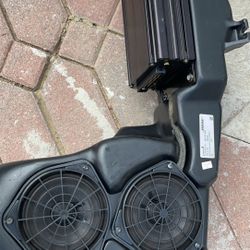 Audi Bosé Speaker