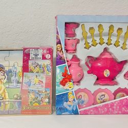Disney Princess 26 Piece Pink Plastic Dinnerware Set And Wood Puzzles