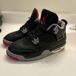 Jordan 4 Retro 