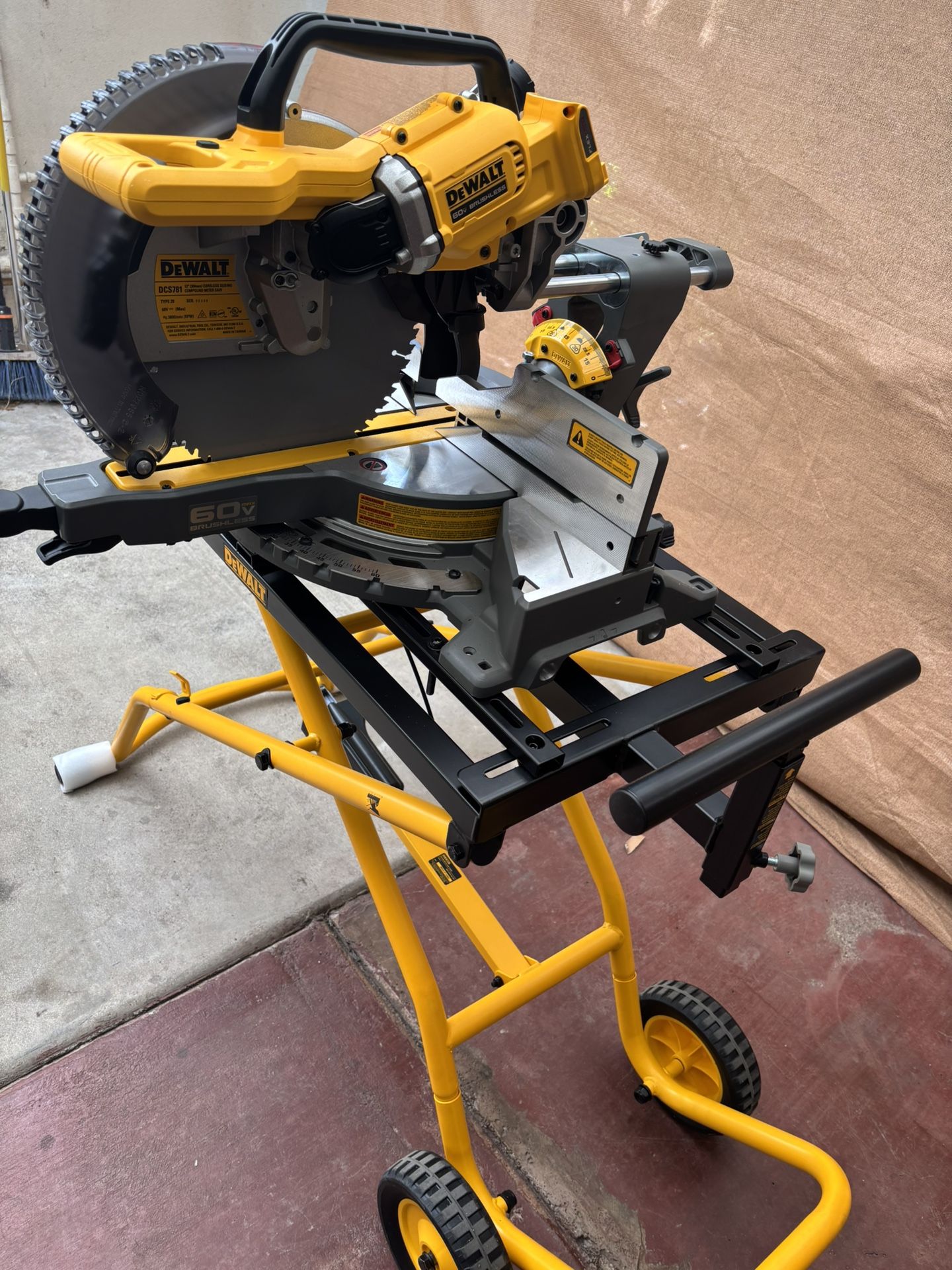 DEWALT 60V Lithium-lon 12 in. Cordless Sliding Miter Saw With Stand No Charger No Battery