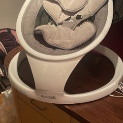 Munchkin Swing