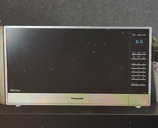 PANASONIC COUNTERTOP MICROWAVE