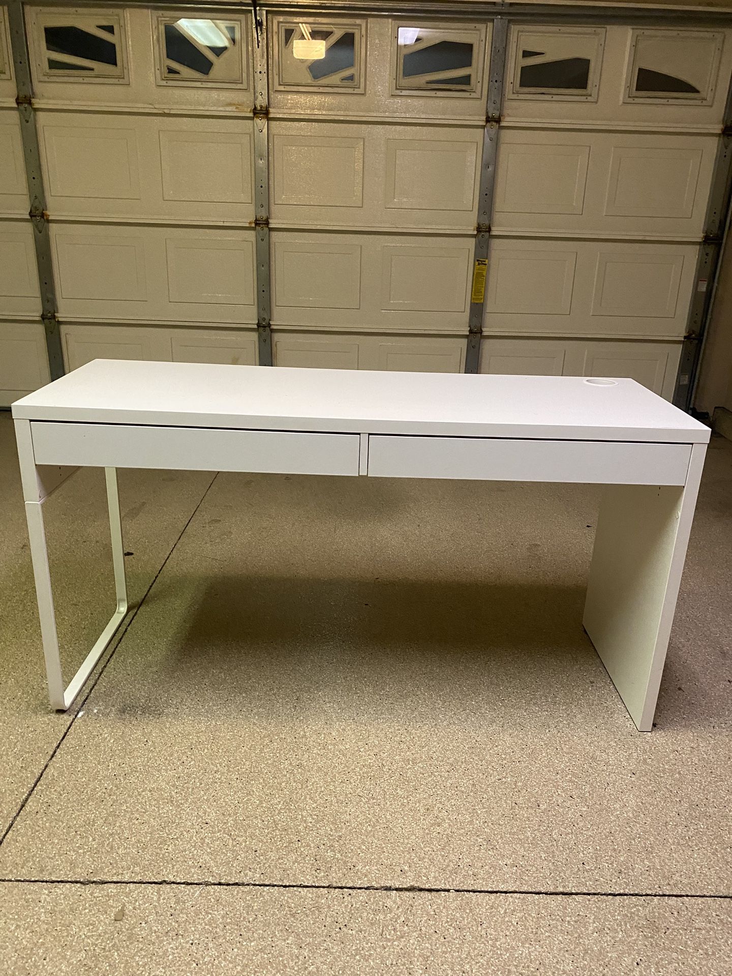 IKEA Micke Desk