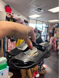 Girls dress shoes
