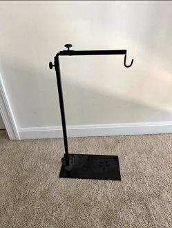 Reptile lamp stand