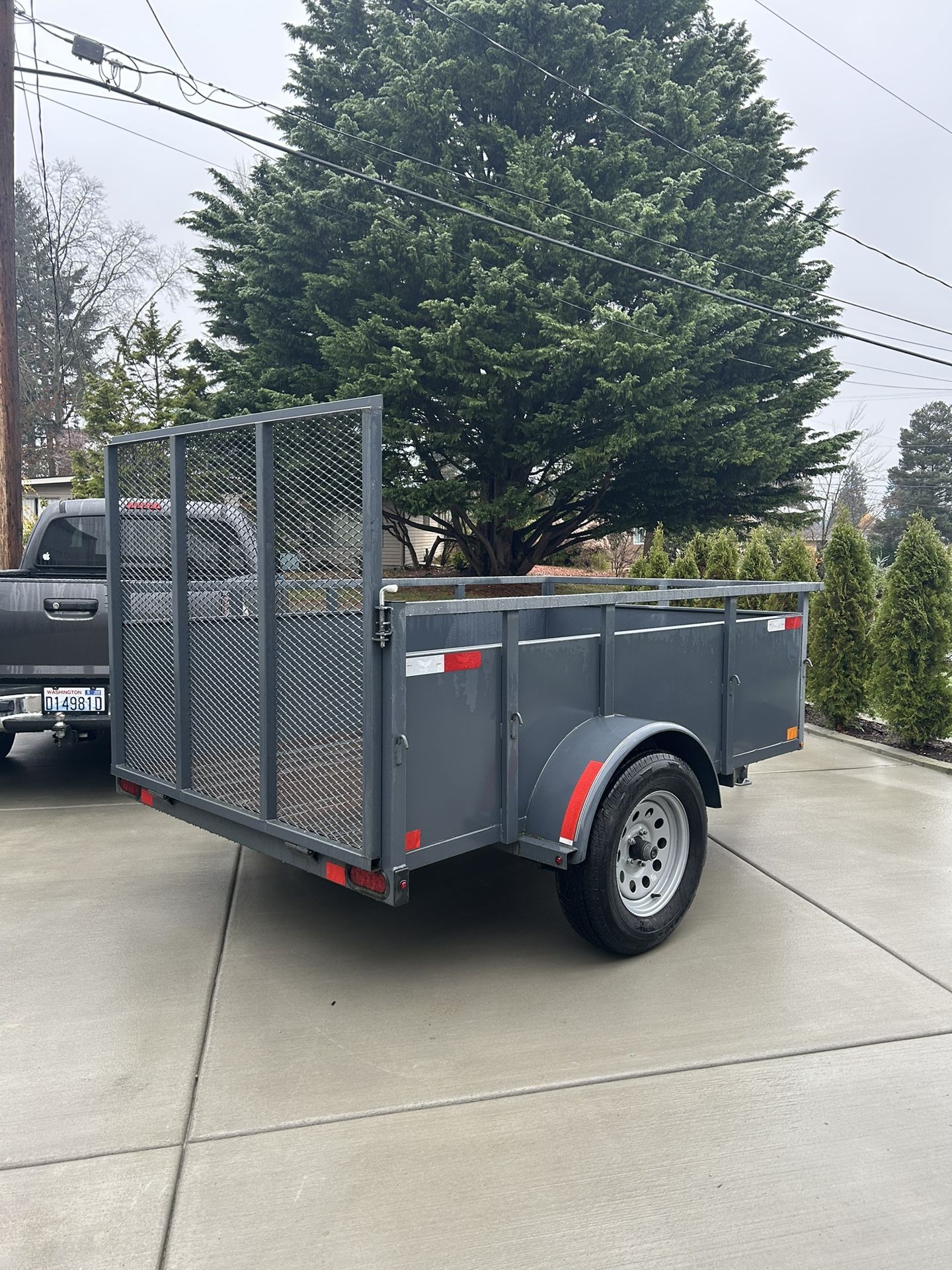 Utility Trailer With Ramp (PENDING)