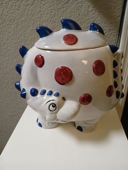 Vintage Metro Danny dinosaur cookie jar