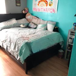 Wood Bed frame Queen size