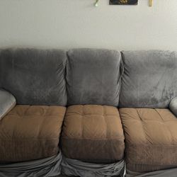 FREE- 3 Seater Power Recliner- Need To Pick Up