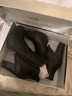 Black Fur Lined Boots