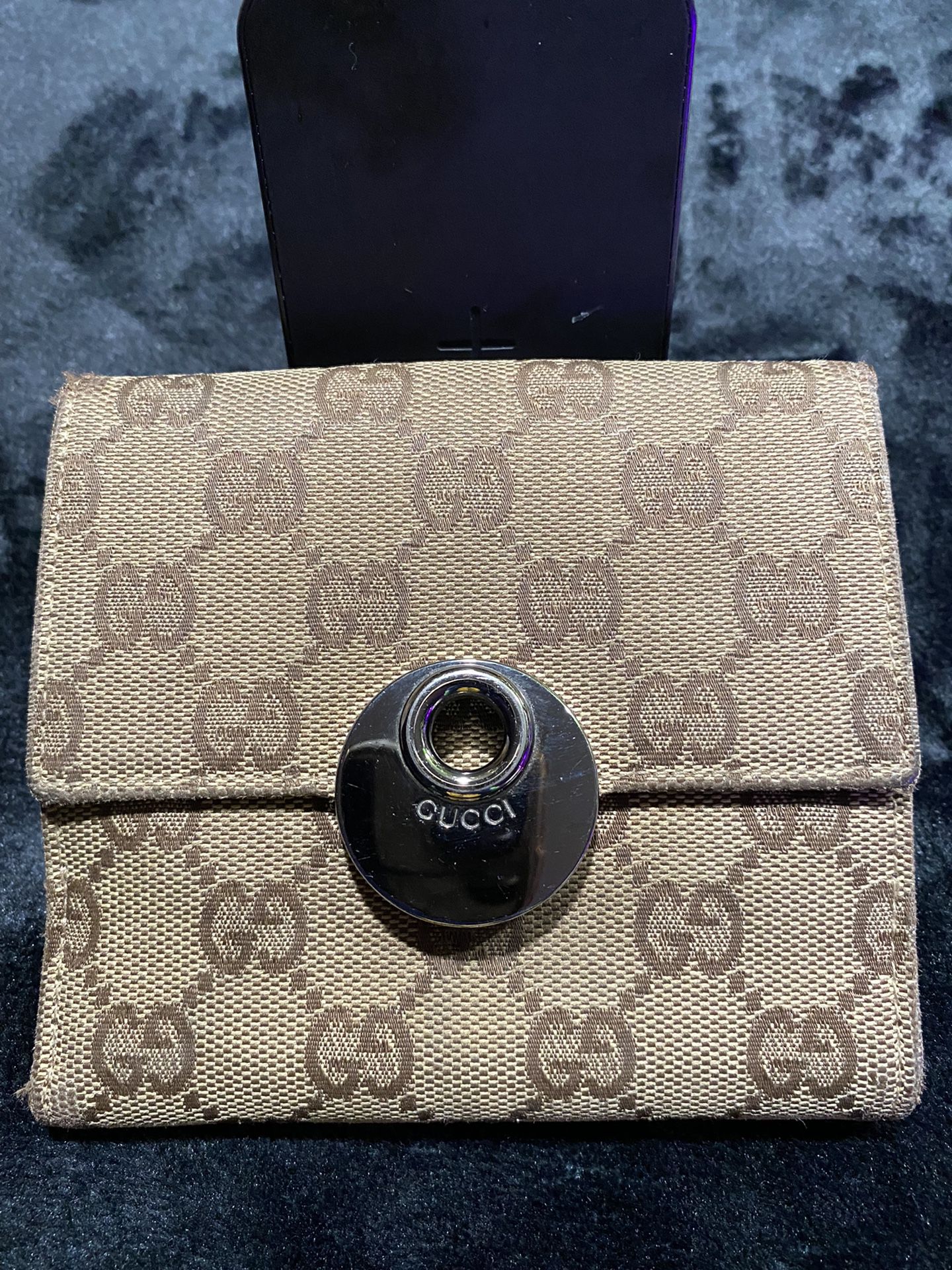 AUTHENTIC PRELOVED GUCCI WALLET