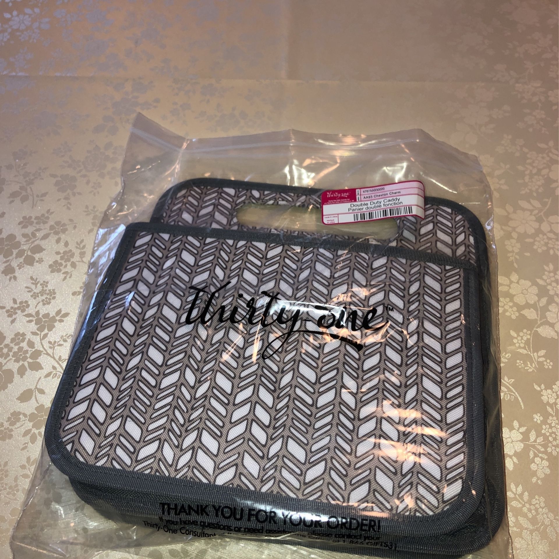 New Thirty One Double Duty Caddy