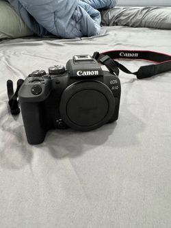Canon EOS R10
