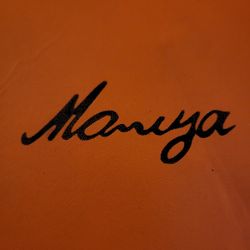 Maniya (vintage style) Mirror and Comb Set - pre-owed 