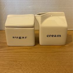 Cream & Sugar Set Milk Farmhouse Crate and Barrel Ceramic White  B24