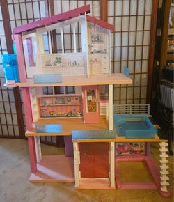 Doll House