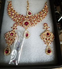 Indian bridal jewelry set