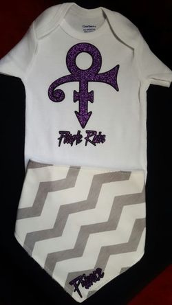 Custom onesie/bib set