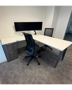 Looking for a Used Office Desk? Check These Out