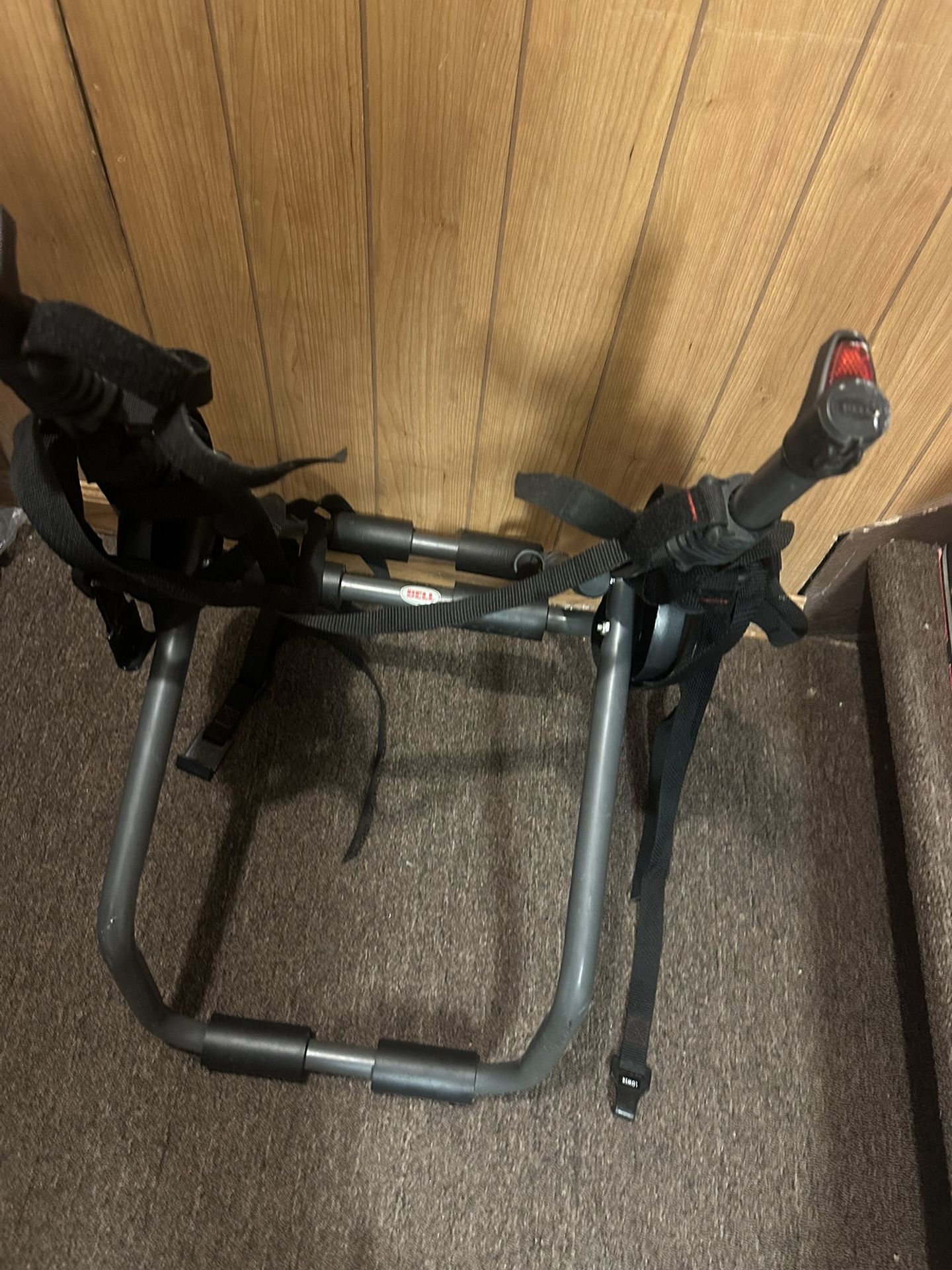 BELL Double Back Two-Bike Trunk Rack