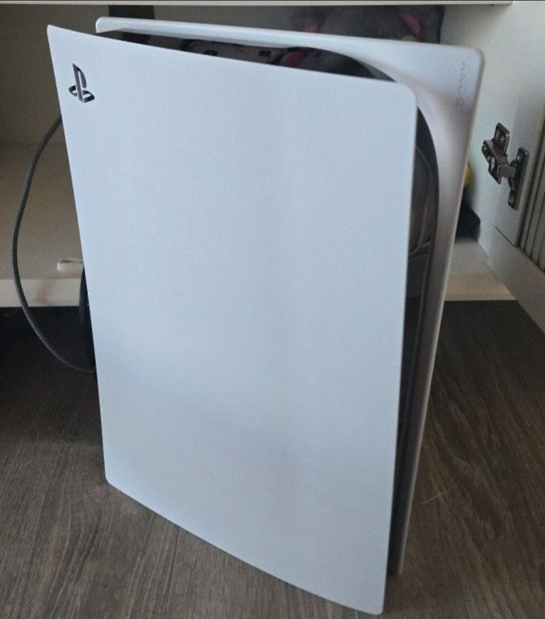 PS5 With Disc Good Condition