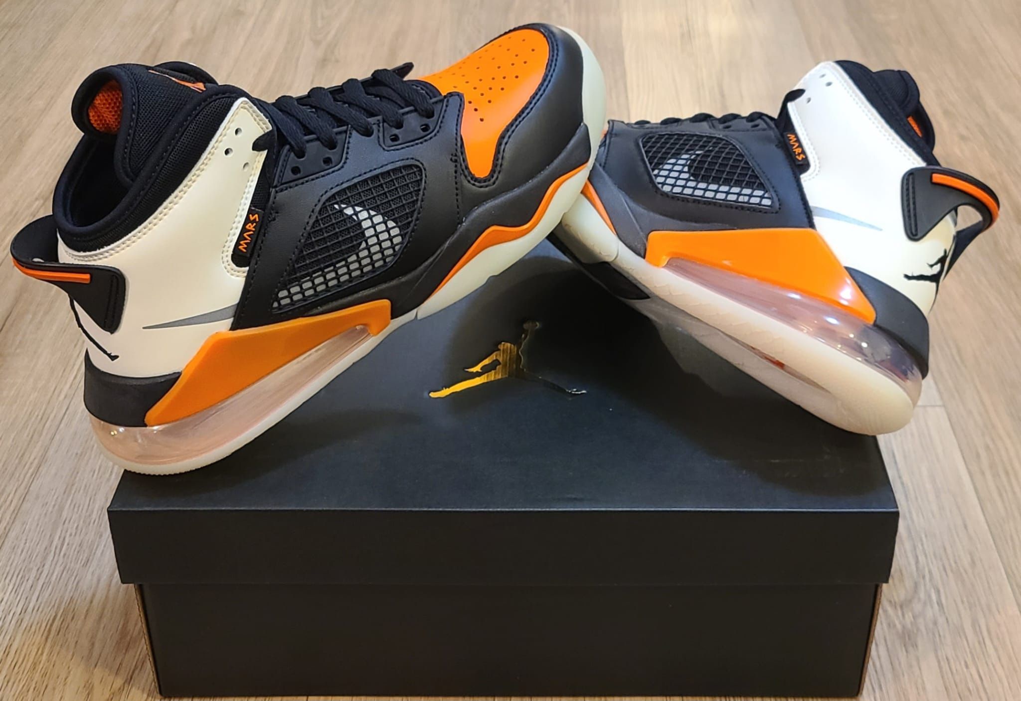 Jordan Air Size 5.5y/6.5y And 7y Youths