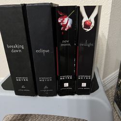 The Twilight Saga: All 4 Books