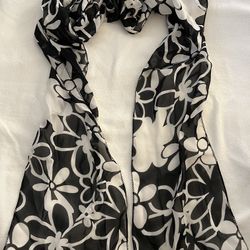Scarf - Black And White Floral