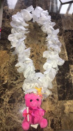 Flower lei