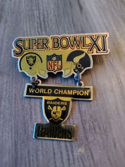 Raiders Superbowl Pin
