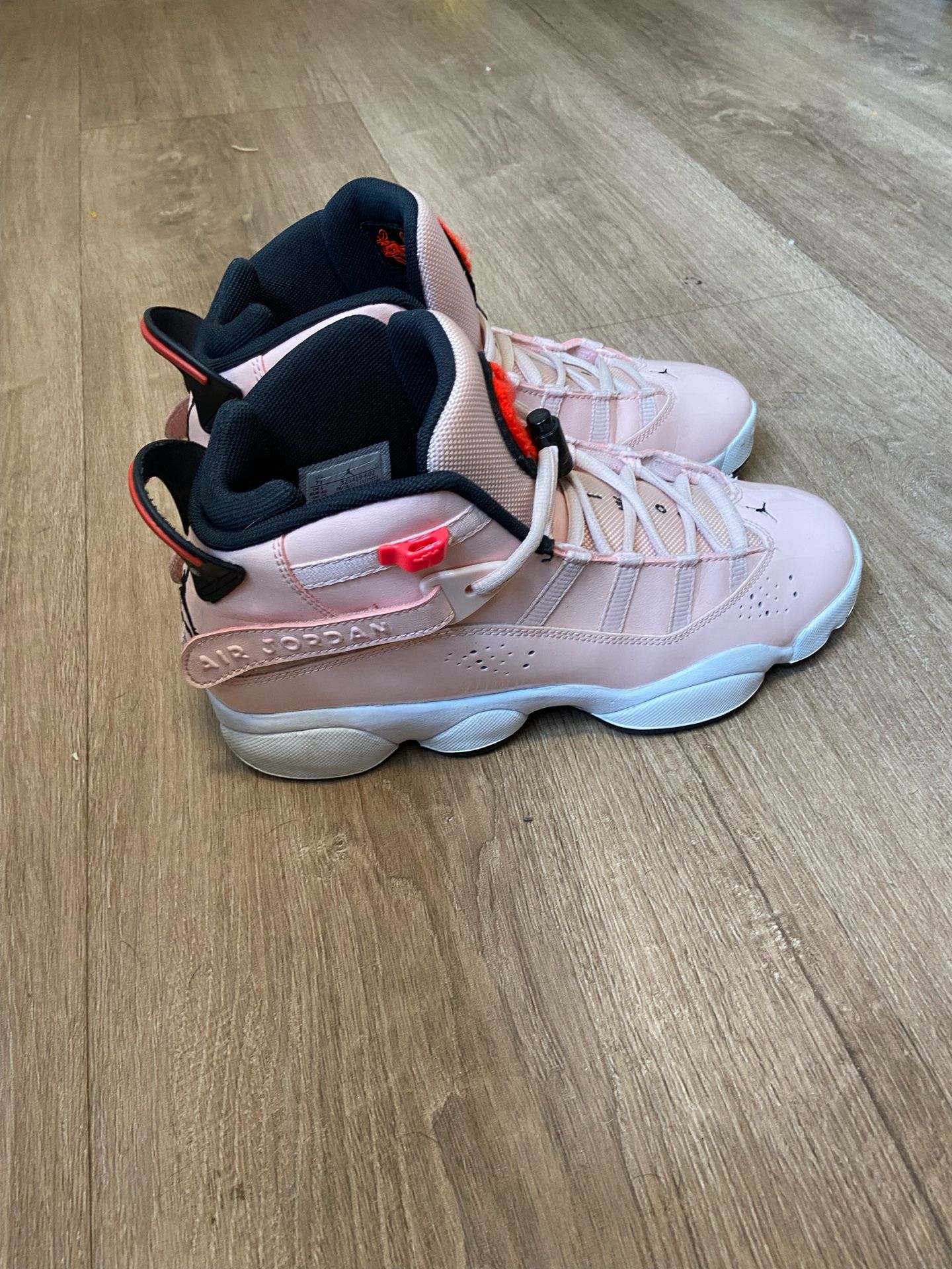 Girls Size 7y Pink Jordan’s.