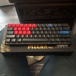 DUCKY MECHA MINI 60% GAMING KEYBOARD