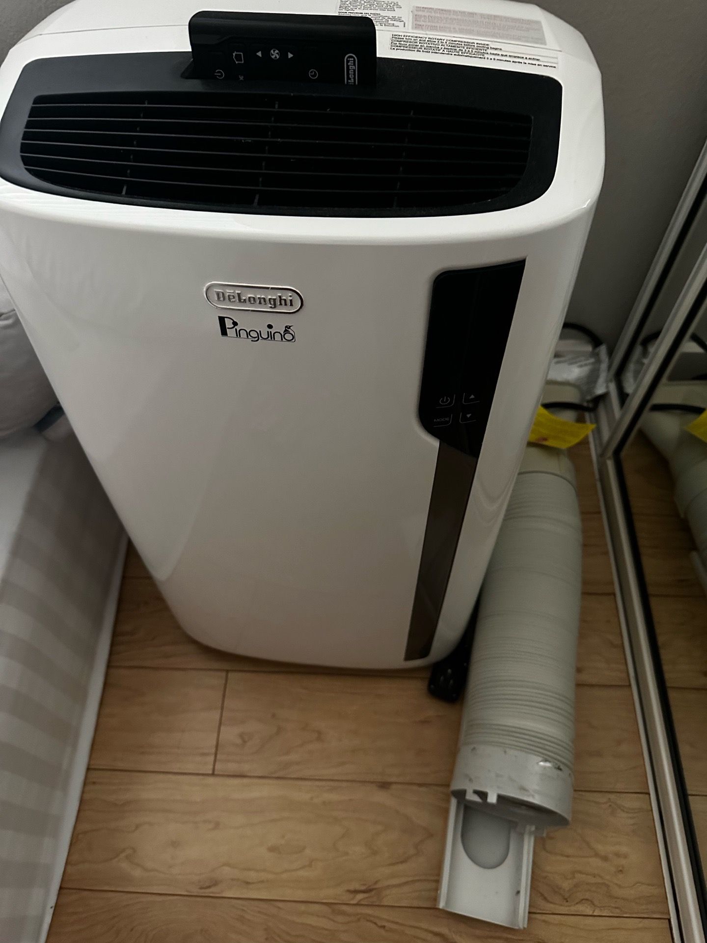 DeLonghi Pinguino Portable AC Unit w/ Exhaust Hose + Window Kit